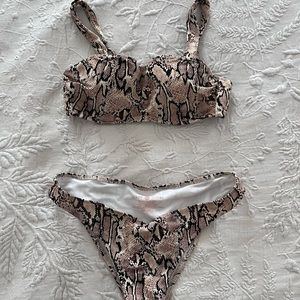 Size Small snakeskin print bikini